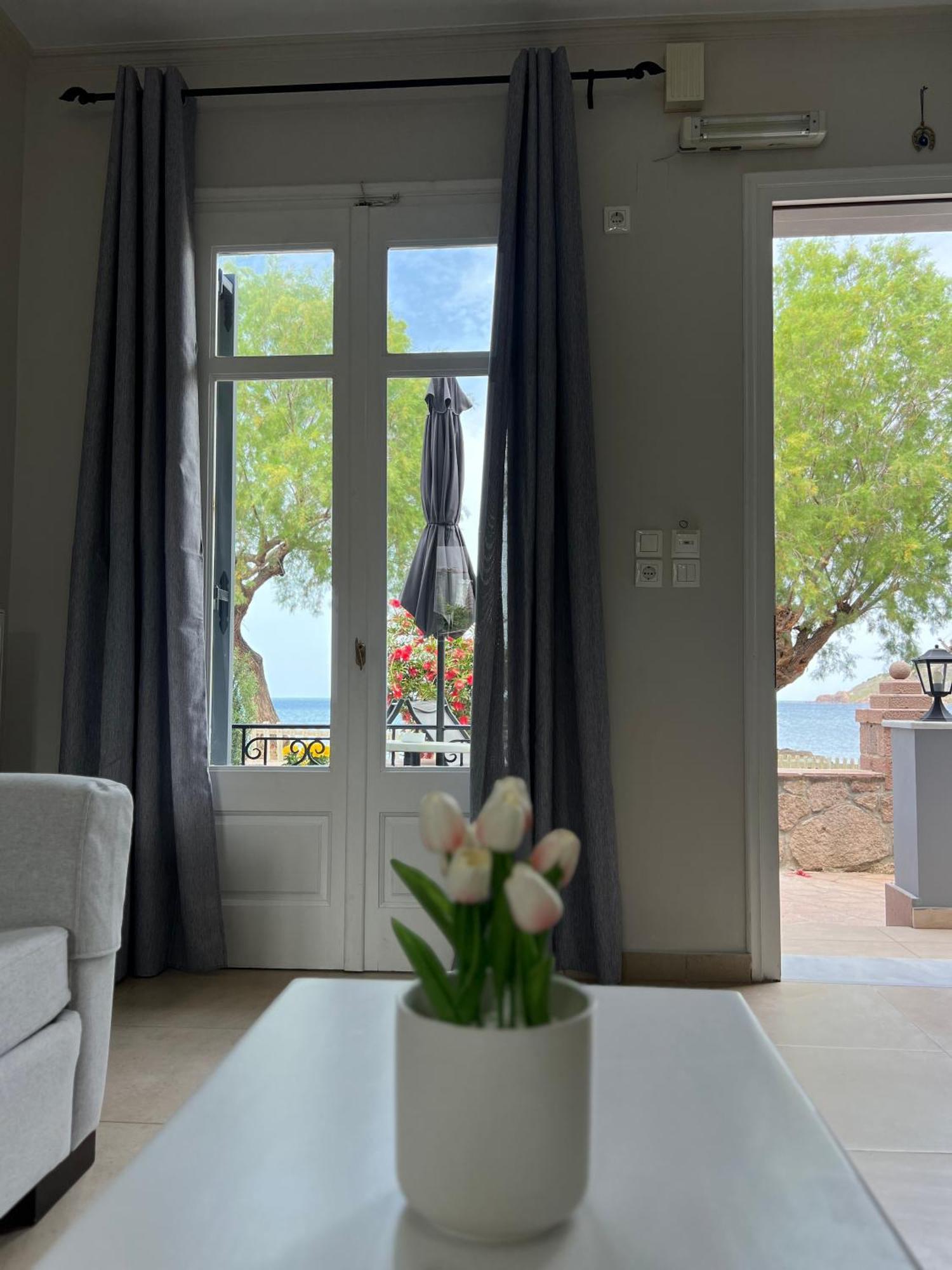 Coastline Villa Petra  Ngoại thất bức ảnh